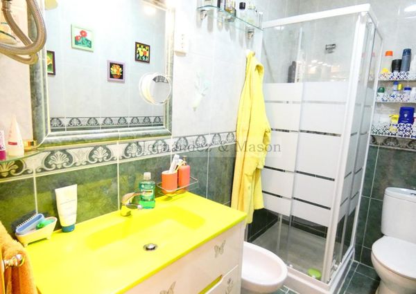 Flat for rent in La Carihuela