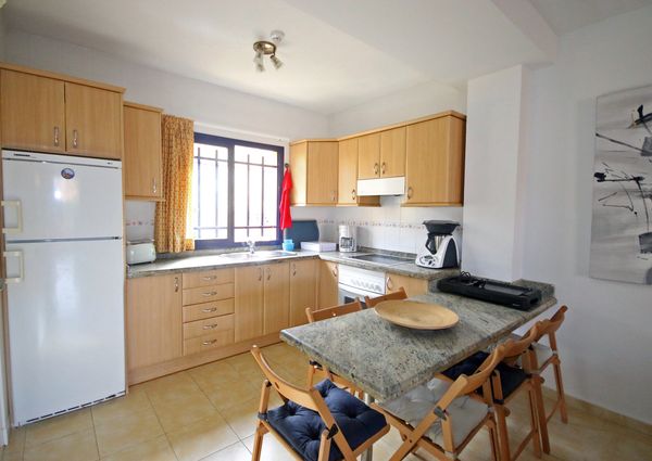 Triplex for Rent  in Meloneras