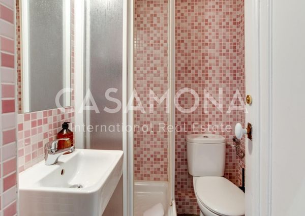 Beautiful and Luxury 2 Bedroom Apartment