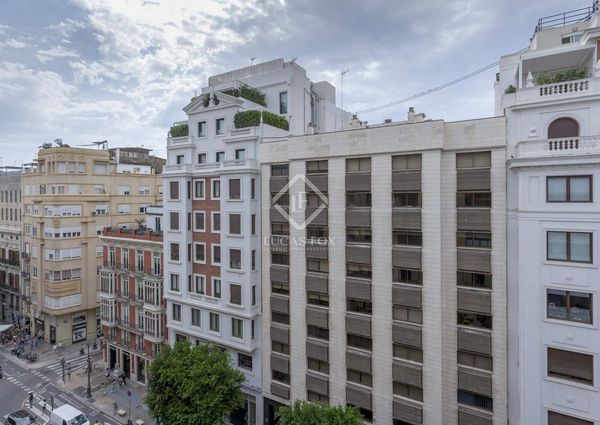 3-bedroom apartment for rent in Sant Francesc, Valencia