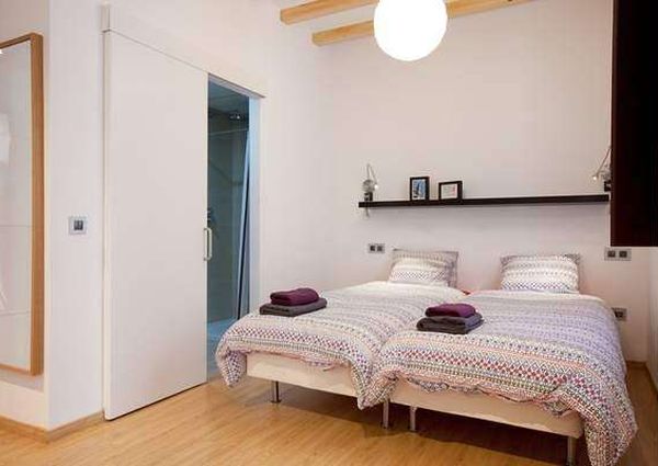 Sunny Barceloneta beach apartment for four