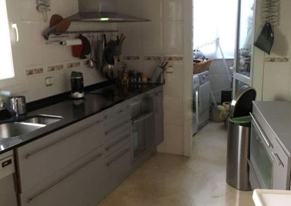 Nice house located very close to the Cala Nova marina