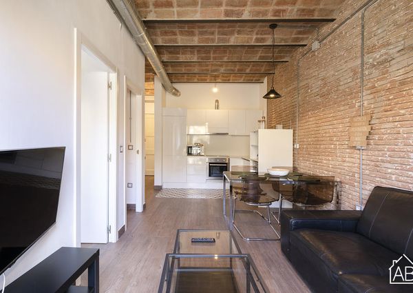 Trendy and Modern 2-bedroom Apartment in El Born