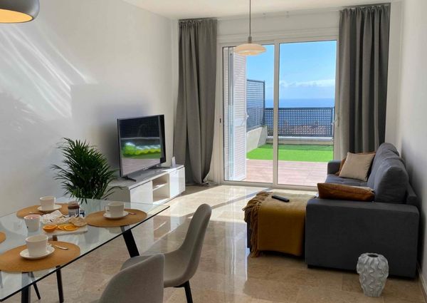 1-bedroom apartment for rent in Puerto de Santiago in residence Playa Negra