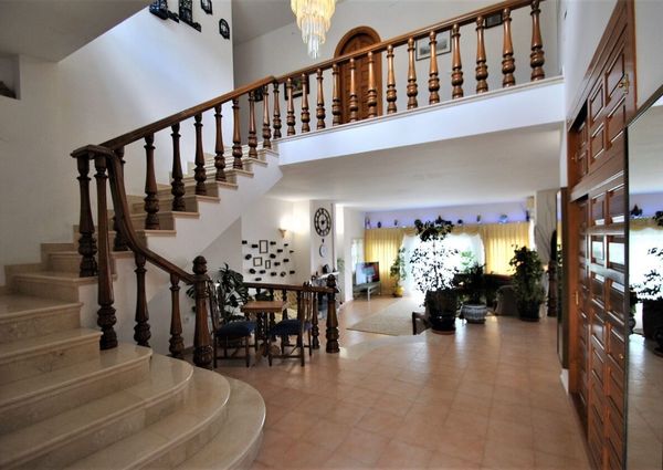 Detached house for rent in Las lomos de Mijas