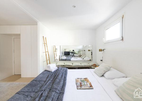 Renaissance One- bedroom Apartment with Private Terrace in Sarrià- Sant Gervasi