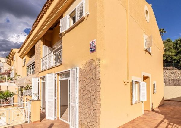 Townhouse in cala mayor to rent