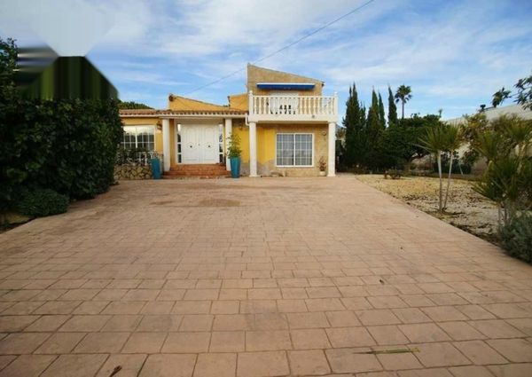Detached Villa Long Term Rental In Alfaz Del Pi