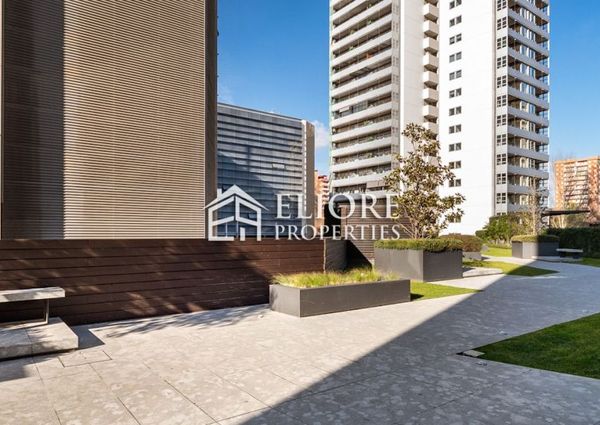 Sea front Apartment with swimming pool Barcelona Diagonal Mar 2 bed 2 baths