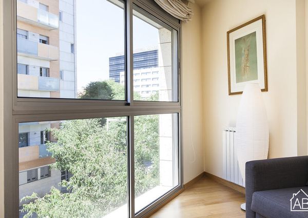 Bright and modern apartment with amazing pool in Vila Olímpica