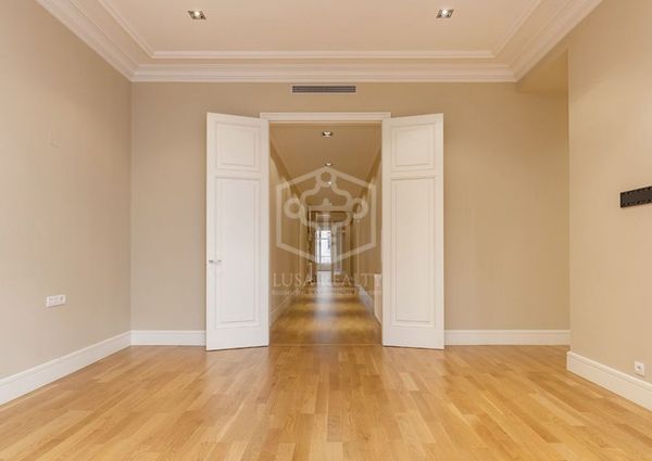 High quality renovated apartments in the Sant Gervasi prestigious area