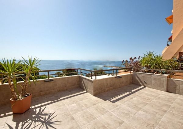 Sea view apartment in Illetas for sale or rent