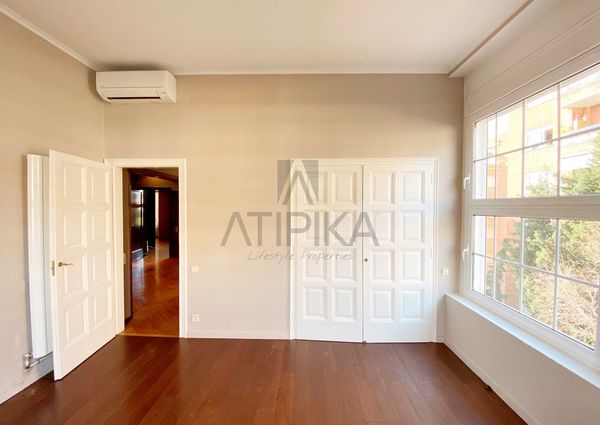 Outstanding property next to ‘Turó Parc’.