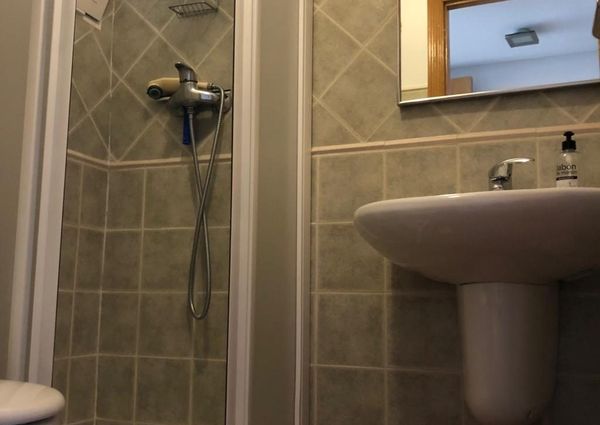 Se alquila apartamento para todo el año en Altea