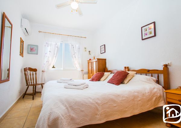 Rent villa LANAI