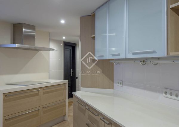 3-bedroom apartment for rent in Sant Francesc, Valencia