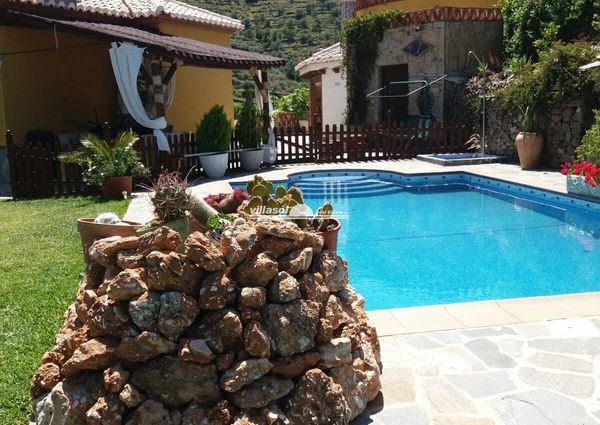 Villa for long term rental in Torrox, private pool