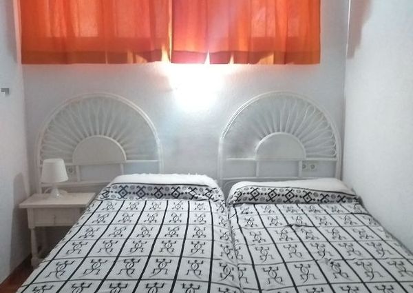 2 bedroom apartment with sea views in Santa Ponsa