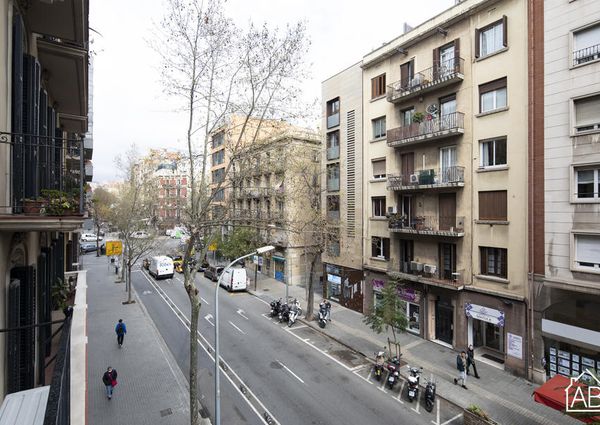 Cosy 2 Bedroom Apartment near Sagrada Familia