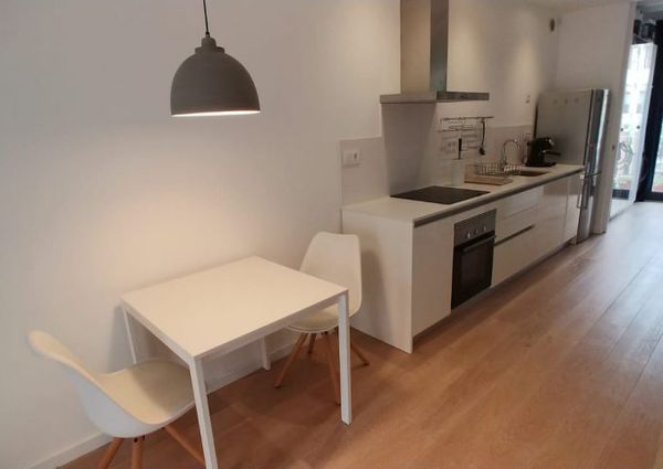 Bright renovated apartment in gracia