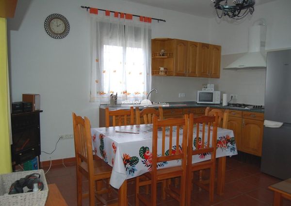 Cortijo for long term rent situated in Frigiliana