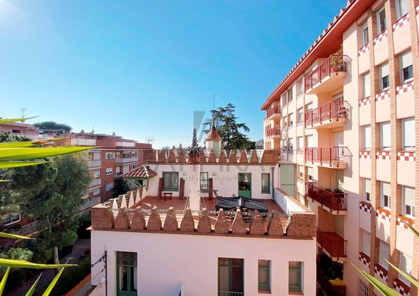 Beautiful penthouse renovated brand new with terrace in Sarrià