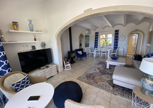 Modern villa to rent winter in Javea