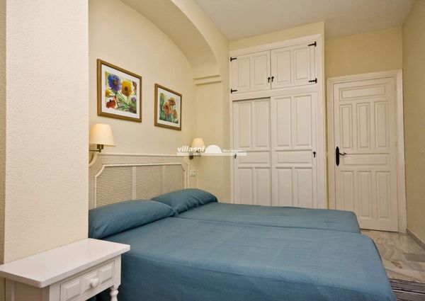 Detached villa with stunning panoramic views for winter rental