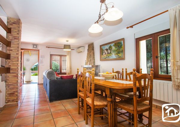 Rent villa JOAQUIN