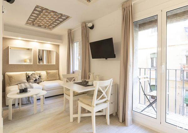 Lovely One-Bedroom Apartment With Balcony Just Two Minutes from Beach
