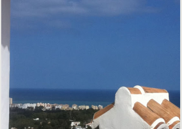 Se alquila chalet en Jávea