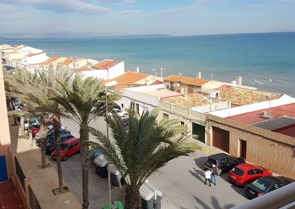 Beautiful apartment only 10 meters from the beach