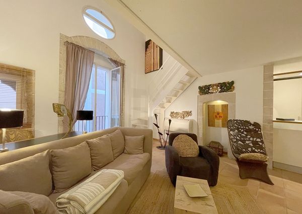 Furnished one bedroom penthouse with lift in Jaime III area, Palma