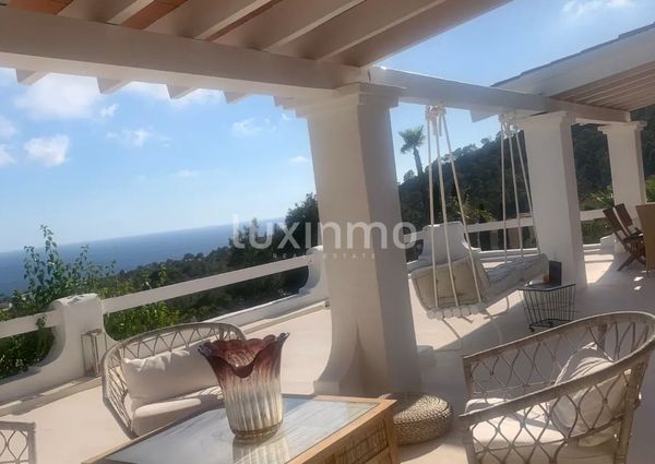 Villa with sea views and the island of Es Vedra