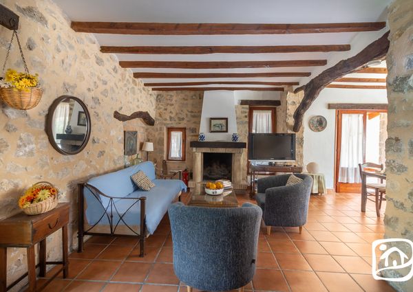 Rent villa FANTAXAT