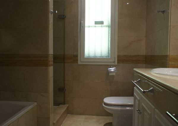Villa for rent in Nueva Andalucía