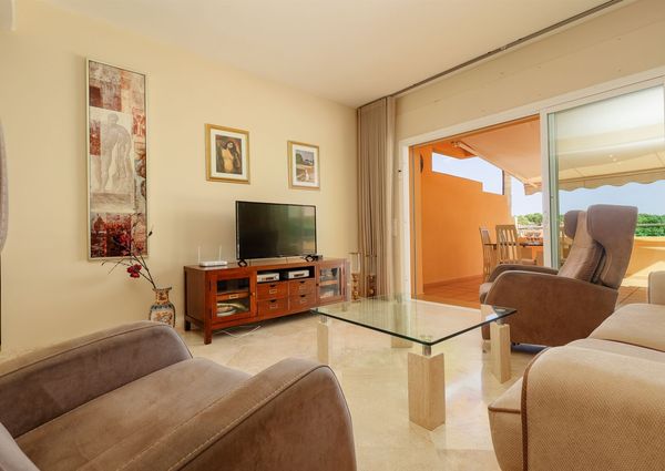 Ground Floor Apartment for long term rent in Rio Real, Marbella East