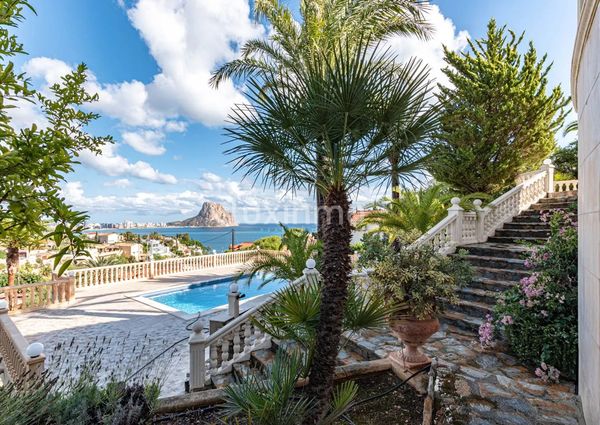 Luxury villa for long term rentals in Calpe