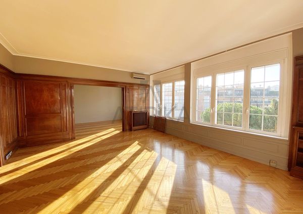 Outstanding property next to ‘Turó Parc’.