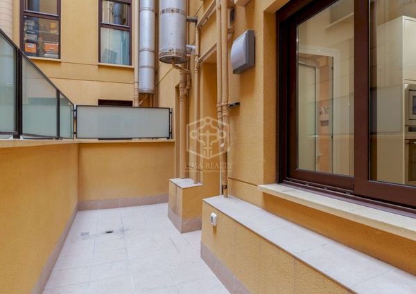 Bright apartment in the Gracia district, Barcelona