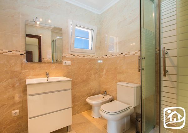 Rent villa RICA