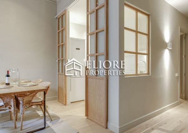 2 bed 1 bath Design Apartment in El Born in Barcelona